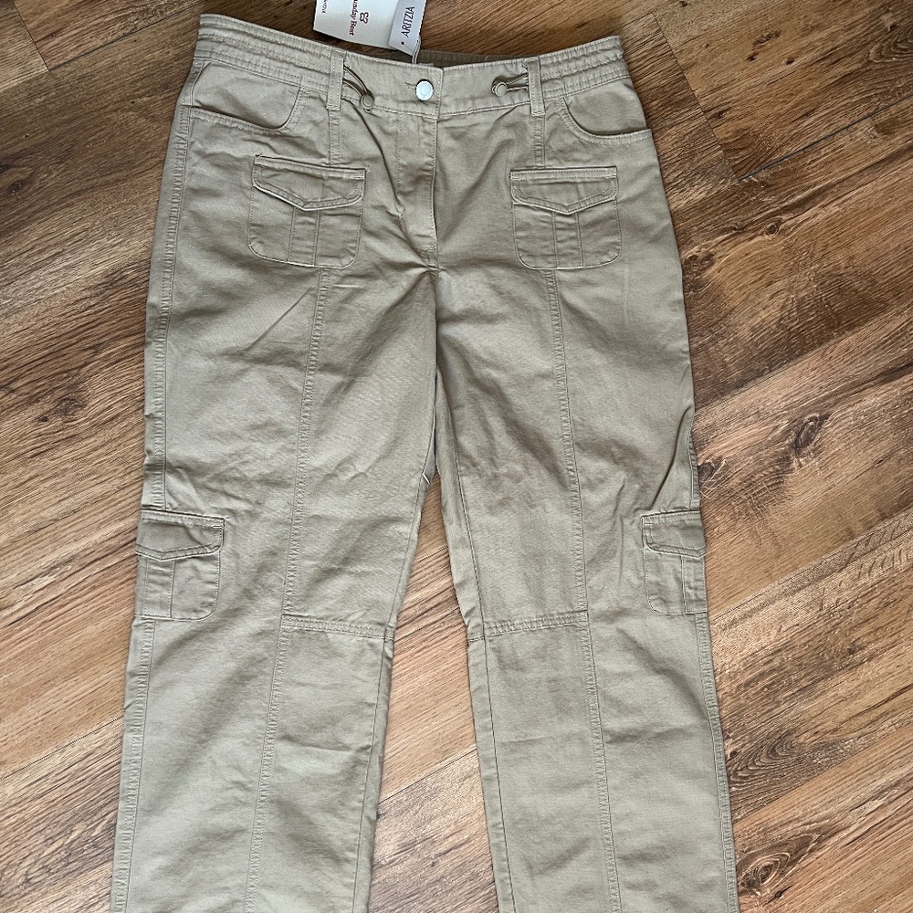 ARITZIA Sunday Best Cargo Pants womens 10 NWT
